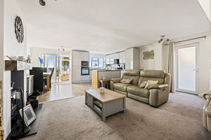 Photo 21- click for photo gallery